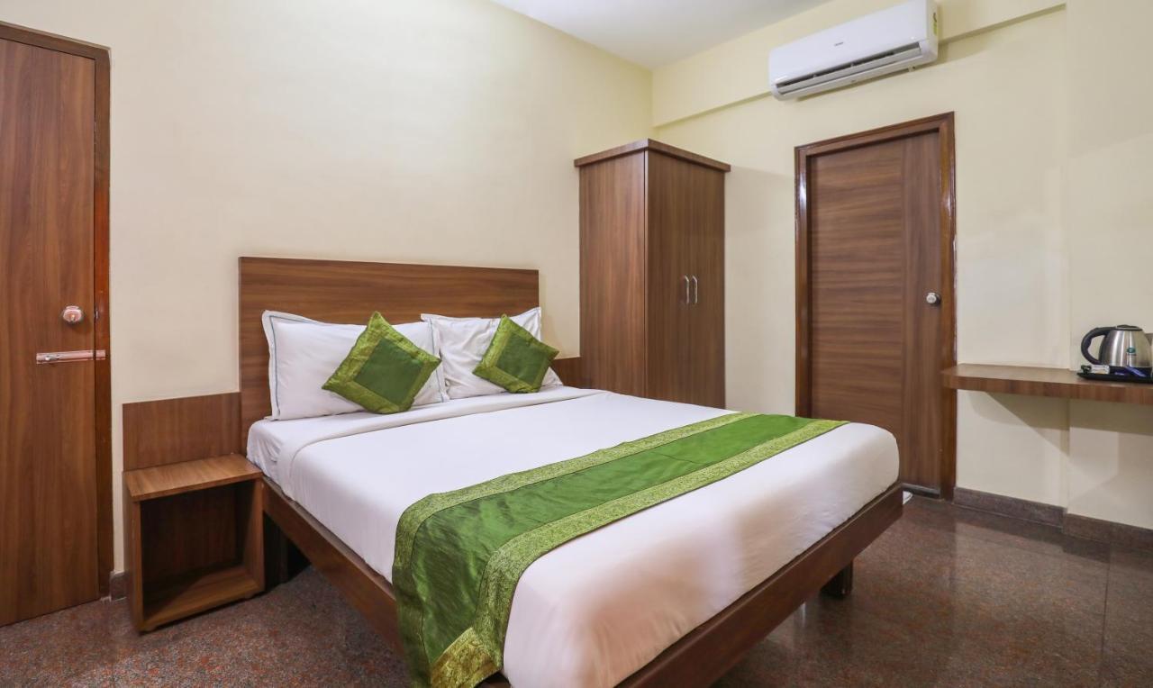 Treebo Trip Kapil Royalista Hotel Ludhijána Kültér fotó